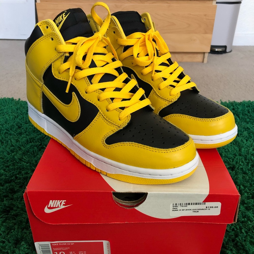 ❌ SOLD ❌ Nike Dunk High Varsity Maize